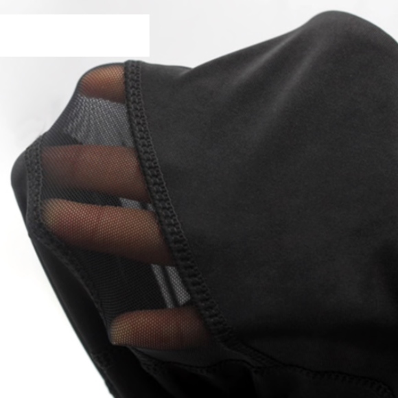 NEW Mesh Cutout Leggings - Size Small - Picture 5 of 6